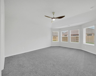 2634 Chivalry Lane - Photo Thumbnail 21