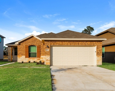 14735 Country Club Road - Photo Thumbnail 1