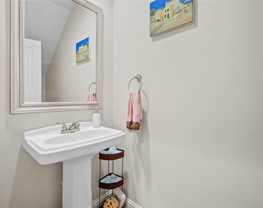 44 Versante Court - Photo Thumbnail 5
