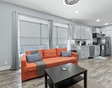 412 Drew Street - Photo Thumbnail 1