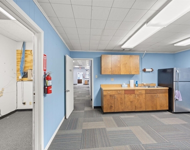 221 E Main Street - Photo Thumbnail 4