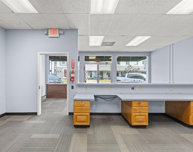 221 E Main Street - Photo Thumbnail 3
