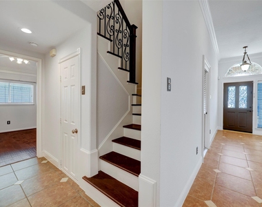 8903 Aberdeen Park Drive - Photo Thumbnail 11