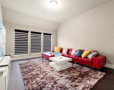 4410 Cobalt Cross Street - Photo Thumbnail 19