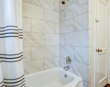 4440 Castor Street - Photo Thumbnail 9