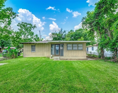 4440 Castor Street - Photo Thumbnail 1