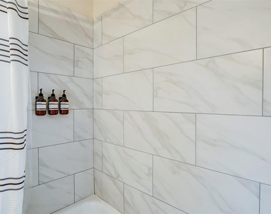 4440 Castor Street - Photo Thumbnail 8