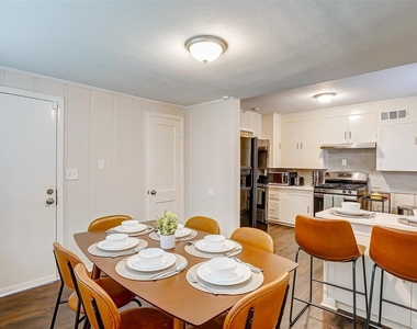 4440 Castor Street - Photo Thumbnail 19