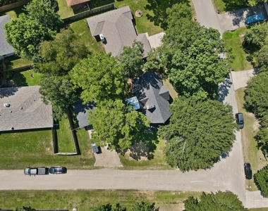446 Fantasy Lane - Photo Thumbnail 31