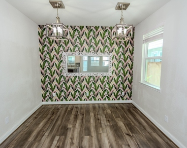 4120 Split Ivy Drive - Photo Thumbnail 8