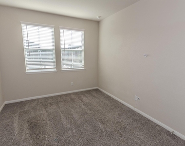 4120 Split Ivy Drive - Photo Thumbnail 32