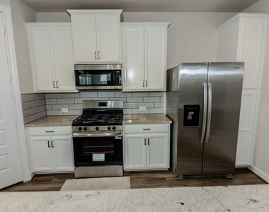 4120 Split Ivy Drive - Photo Thumbnail 16