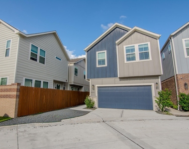 4120 Split Ivy Drive - Photo Thumbnail 2