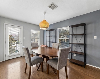 1421 W 26th Street Unit F - Photo Thumbnail 7