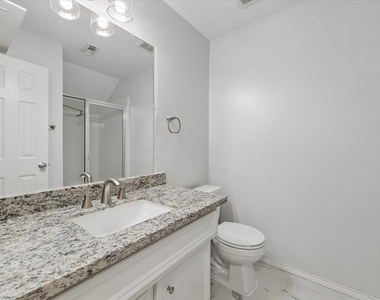 1421 W 26th Street Unit F - Photo Thumbnail 14