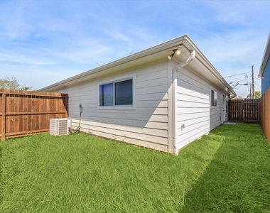 8424 Cannon Street - Photo Thumbnail 9