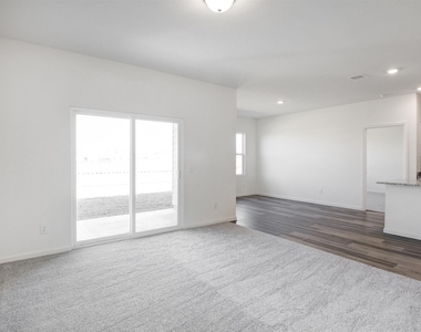 5002 Highland Springs Drive - Photo Thumbnail 14