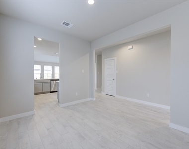 27006 Wandering Glen Lane - Photo Thumbnail 9
