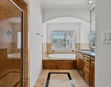 6118 Tyne Street - Photo Thumbnail 19