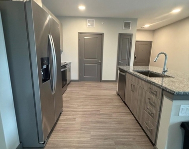 17448 N Eldridge Parkway - Photo Thumbnail 1