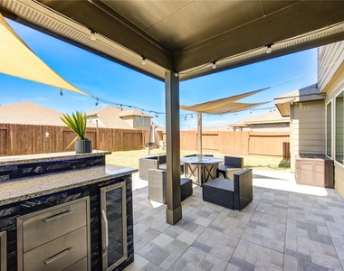 3306 Sumac Drive - Photo Thumbnail 39