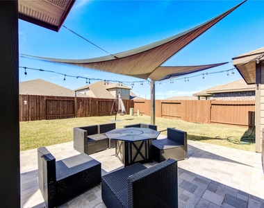 3306 Sumac Drive - Photo Thumbnail 37