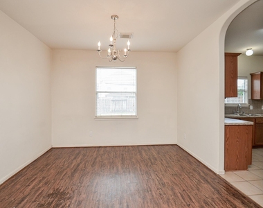 20903 Hamlet Ridge Lane - Photo Thumbnail 8
