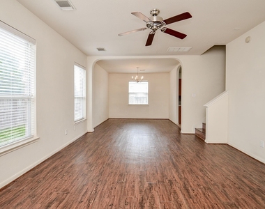 20903 Hamlet Ridge Lane - Photo Thumbnail 7