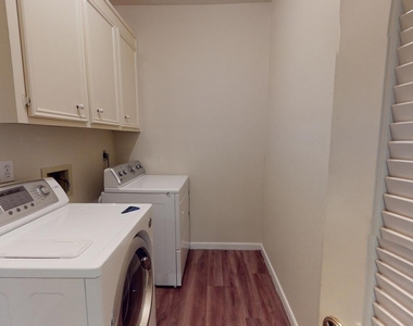 2731 Alderleaf Place - Photo Thumbnail 17