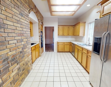2731 Alderleaf Place - Photo Thumbnail 12