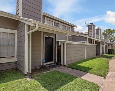 6345 Cattails Lane - Photo Thumbnail 1