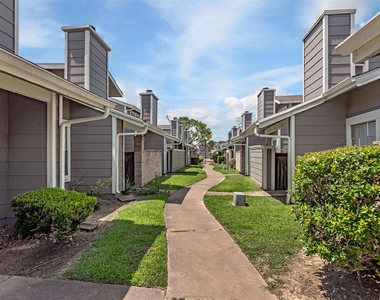 6345 Cattails Lane - Photo Thumbnail 33