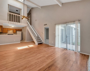 6345 Cattails Lane - Photo Thumbnail 4