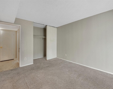 6345 Cattails Lane - Photo Thumbnail 17