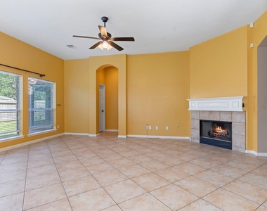 10415 Courtley Street - Photo Thumbnail 13