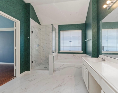 10415 Courtley Street - Photo Thumbnail 22