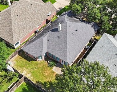 10415 Courtley Street - Photo Thumbnail 31