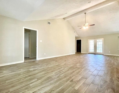 22526 Carter Moir Lane - Photo Thumbnail 2
