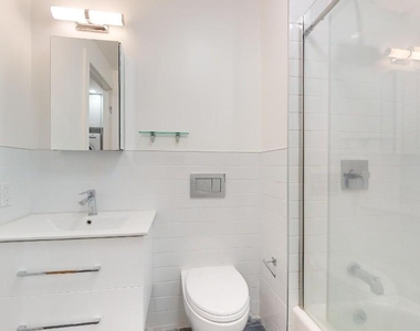 242 West 10th Street - Photo Thumbnail 3