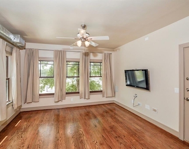 4009 Greeley Street - Photo Thumbnail 5