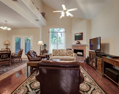 2802 Crescent Star Road - Photo Thumbnail 3