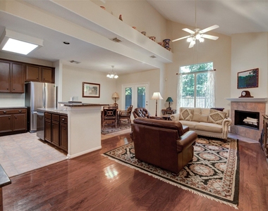 2802 Crescent Star Road - Photo Thumbnail 4