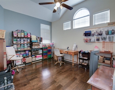 2802 Crescent Star Road - Photo Thumbnail 17
