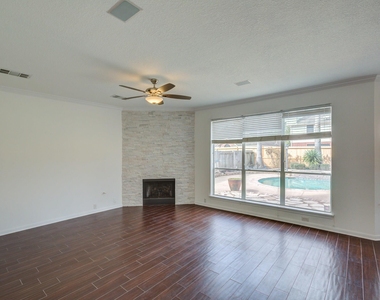 19806 Big Canyon Dr - Photo Thumbnail 6