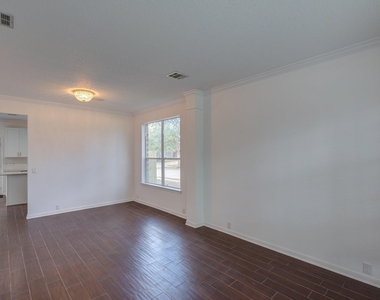19806 Big Canyon Dr - Photo Thumbnail 10