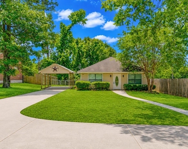 9550 Thousand Oaks Loop - Photo Thumbnail 2
