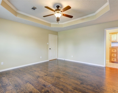 9550 Thousand Oaks Loop - Photo Thumbnail 20