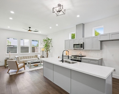 3514 Goodhope Street - Photo Thumbnail 7