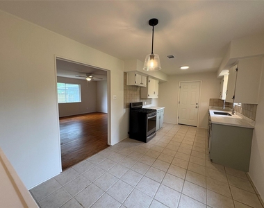 223 Belmont Street - Photo Thumbnail 1