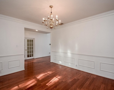 2719 Mossy Log Court - Photo Thumbnail 10